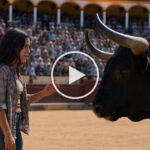 La joven que aceptó un desafío frente a un toro y cambió las reglas del concurso